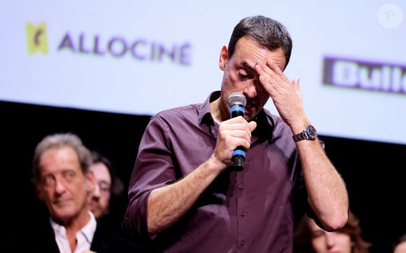 Vincent Lindon, Anthony Delon - Pour la séance de clôture de la 16ème édition du Festival Lumière de Lyon, un hommage tout particulier a été rendu à l'acteur Alain Delon en projetant "Plein Soleil" de René Clément. Pour l'occasion Vincent Lindon a prononcé un discours en présence de Anthony Delon, qui, sous le coup de l'émotion, a fondu en larmes pendant l'évocation de son père. C'est la première fois, depuis sa disparition, qu'un hommage était rendu en public à Alain Delon, au Halle Tony Garnier, à Lyon, France, le 20 octobre 2024. © Dominique Jacovides/Bestimage 