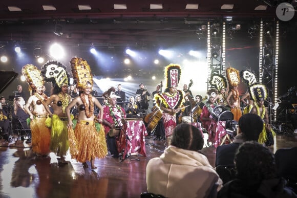 Exclusif - Troupe Aloha Tahiti Show - Enregistrement de l'émission "Le Grand Echiquier, Spéciale Outre-Mer", présentée par C.Chazal et A.Manoukian et diffusée le 24 octobre sur France 2 © Jack Tribeca / Bestimage