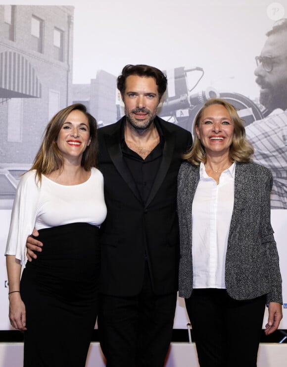 Victoria Bedos, (enceinte) Nicolas Bedos et leur mère Joëlle Bercot - Photocall de la cérémonie d'ouverture à la Halle Tony Garnier du 11ème Festival Lumiere 2019 de Lyon le 12 octobre 2019. © Dominique Jacovides / Bestimage 