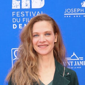 Odile Vuillemin au photocall du film "Le Signalement" lors de la 3ème édition du festival du film de Demain (30 mai - 2 juin 2024), à Vierzon, France, le 31 mai 2024. © Coadic Guirec/Bestimage 