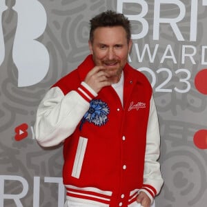 En 2018, le DJ avait acquis un luxueux appartement de 234 mètres carré situé sur Miami Beach pour la somme de 9,5 millions de dollars
David Guetta au photocall de la cérémonie des Brit Awards 2023 à l'O2 Arena à Londres le 11 février 2023. 