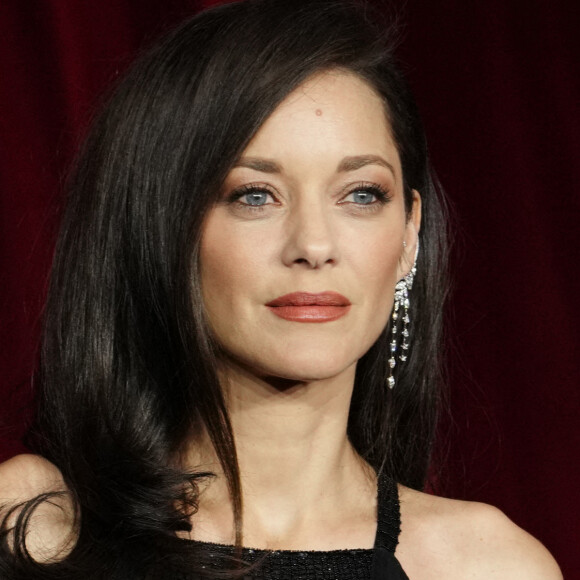 Marion Cotillard arrive au 4e gala annuel de l'Academy Museum qui se tient à l'Academy Museum of Motion Pictures à Los Angeles, CA, USA, le samedi 19 octobre 2024. Photo par Sthanlee B. Mirador/SPUS/ABACAPRESS.COM