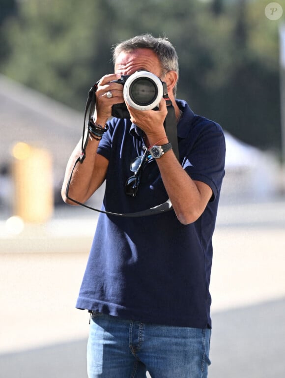 Nikos Aliagas - Passation de la flamme olympique de la Grèce à la France au stade panathénaïque d'Athènes, Grèce, le 26 avril 2024. © Nikos Zagas/Bestimage 