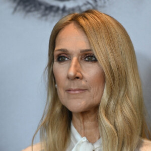 Apercevant Céline Dion dans le public, Adele n'a pas pu contenir son émotion et a interrompu sa performance pour aller étreindre son amie et idole...
Celine Dion à la projection du documentaire "I am : Celine Dion" à New York le 17 juin 2024. 