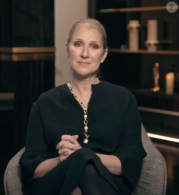 Prime Video Voici un premier aperçu du documentaire de la chanteuse Céline Dion dans lequel elle parle de la maladie invalidante qui lui a été diagnostiquée. La Canadienne française, mère de deux enfants, 56 ans, donne ce qui est décrit comme "un regard brut et honnête sur les coulisses" de ses luttes. Elle est atteinte du syndrome de la personne raide (SP), une maladie débilitante qui a été détectée en 2022. Il s'agit d'une maladie neurologique auto-immune extrêmement rare qui touche environ 8 000 personnes dans le monde, provoque des spasmes musculaires et des raideurs et peut entraîner une perte de mobilité. Le film, intitulé I Am : Celine Dion, sera diffusé sur la chaîne de streaming Prime Video d'Amazon. Un porte-parole a déclaré que le film est "une lettre d'amour à ses fans, ce documentaire inspirant met en lumière la musique qui a guidé sa vie tout en montrant la résilience de l'esprit humain". La bande-annonce présente Céline telle qu'elle est aujourd'hui, face à sa maladie, entrecoupée de concerts à guichets fermés au début de sa carrière, puis au cours de son ascension vers la célébrité. Photo fournie par JLPPA