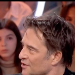 David Hallyday et Laura Smet dans Vivement Dimanche diffusé le 27 octobre 2024