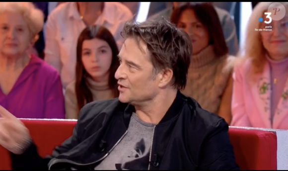 David Hallyday et Laura Smet dans Vivement Dimanche diffusé le 27 octobre 2024