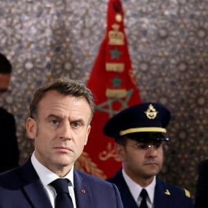 Le Président de la République, Emmanuel Macron et la première dame Brigitte Macron se recueillent au Mausolée de Mohammed V à Rabat au Maroc le 29 Octobre 2024. © Dominique Jacovides/Bestimage