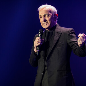 Le chanteur possédait une maison dans les Alpilles, un massif montagneux situé au nord-ouest du département des Bouches-du-Rhône
 
Exclusif - Charles Aznavour en concert à l'Accorhotels Arena (POPB Bercy) à Paris. Le 13 décembre 2017 © Cyril Moreau / Bestimage