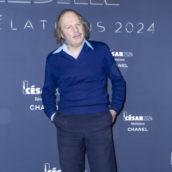 Philippe Katerine au photocall du dîner César Révélations 2024 à L'Élysée Montmartre à Paris le 15 janvier 2024. © Olivier Borde / Bestimage