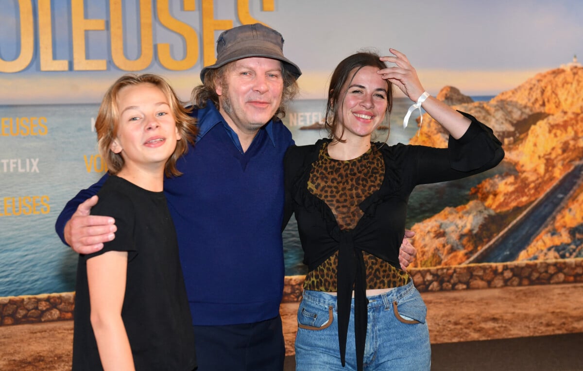photo-philippe-katerine-est-p-re-de-3-enfants-et-sa-fille-a-n-e-a