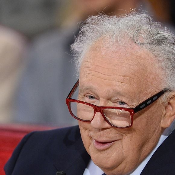 Philippe Bouvard - Enregistrement de l'émission "Vivement Dimanche" à Paris le 02 Juin 2015 et qui sera diffusée le 28 juin 2015. Invité principal David Pujadas