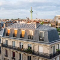 L'appartement de 500m2 d'un haut dirigeant de télévision cambriolé à Paris : coffres-forts fracturés, 20 000 euros et des montres de luxe dérobés...