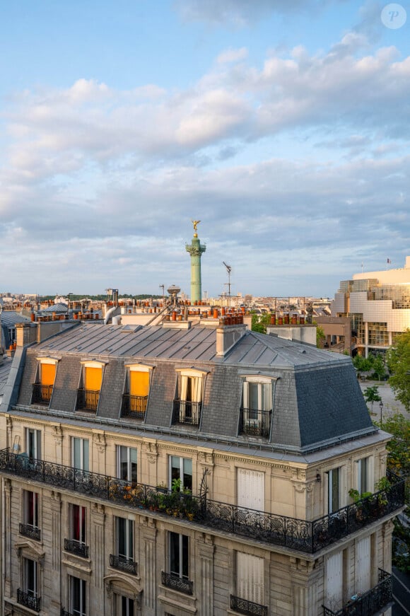 L'appartement d'un directeur de télévision mexicain cambriolé à Paris Les malfaiteurs ont visé l'appartement de Bernardo Gomez Martinez, 57 ans, vice-président du groupe mexicain Grupo Televisa AB.