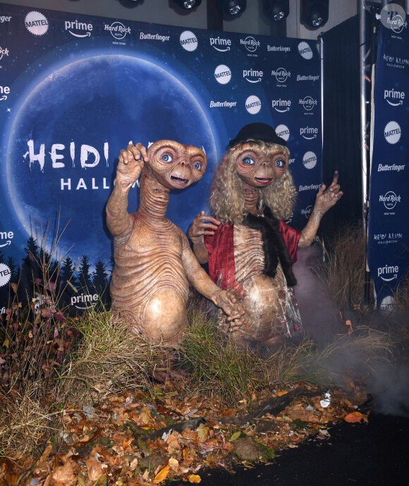 Heidi Klum avait pris ses précautions en cas de problème avec son costume
Tom Kaulitz et Heidi Klum lors de la 23e édition annuel de sa fête d'Halloween organisée au sein du Hard Rock Hôtel de New York le jeudi 31 octobre 2024. © Photo Image Press via ZUMA Press Wire/Bestimage