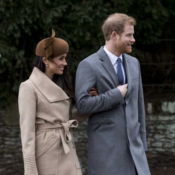 Le prince Harry et sa fiancée Meghan Markle - La famille royale d'Angleterre arrive à la messe de Noël à l'église Sainte-Marie-Madeleine à Sandringham, le 25 décembre 2017. 