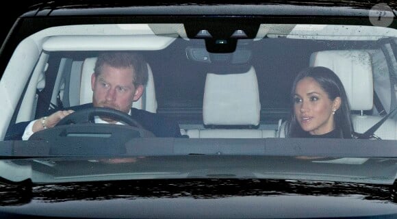 Le prince Harry et sa compagne Meghan Markle - Arrivées au déjeuner de Noël organisé par la reine au palais de Buckingham à Londres le 20 décembre 2017. 