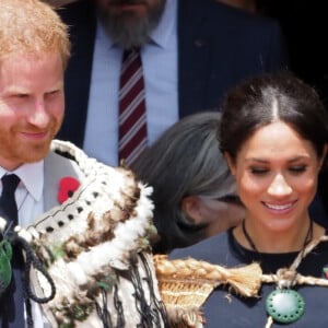 Le prince Harry, duc de Sussex, Meghan Markle, duchesse de Sussex (enceinte) lors d'une visite du site Te Papaiouru Marae à Rotorua, Nouvelle Zélande le 31 octobre 2018. 