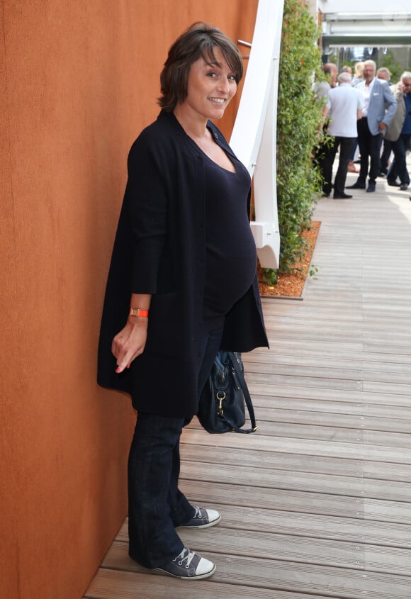 Amandine Begot enceinte - People au village des Internationaux de France de tennis de Roland Garros à Paris. Le 29 mai 2015 