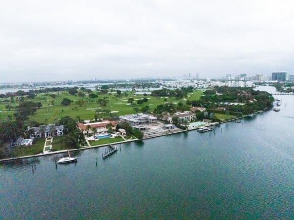 La construction de la méga-maison de Tom Brady se poursuit sur Indian Creek Island, " la municipalité la plus exclusive du monde ", avec vue sur la baie de Biscayne, près de Miami, en Floride. 27 janvier 2023. Photo par The Sun/News Licensing/ABACAPRESS.COM