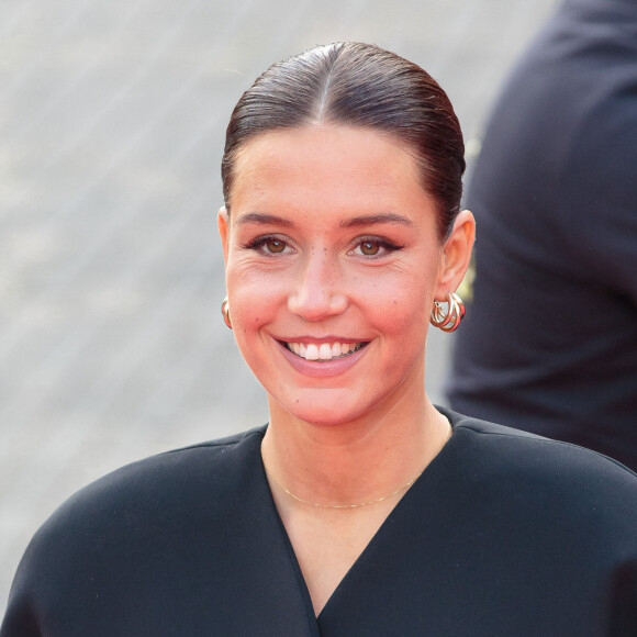 Au casting de "L'amour ouf" de Gilles Lellouche, film dont elle partage l'écran avec son compagnon, Adèle espère que leur histoire durera. 
Adèle Exarchopoulos - Avant-première du film "L'amour Ouf" au Kinepolis de Lomme près de Lille le 13 octobre 2024. © Stéphane Vansteenkiste/Bestimage