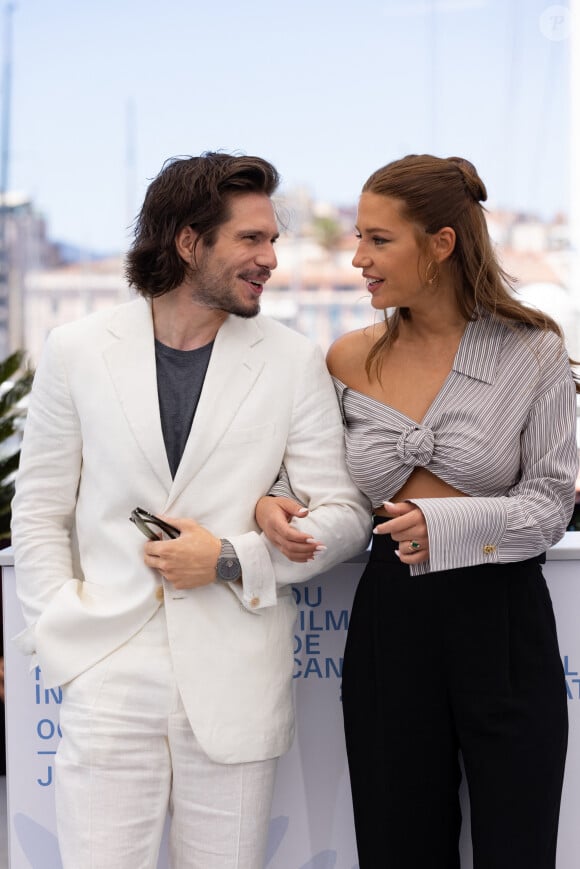 François Civil, Adèle Exarchopoulos au photocall du film Bac Nord (Hors compétition) lors du 74ème festival international du film de Cannes