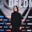 Mathilde Seigner face à un regret concernant son ancien beau-père Alain Delon : "Je n'ai pas pu..."