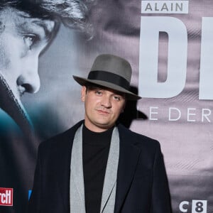 Exclusif - Alain-Fabien Delon au photocall de la soirée Ciné-concert symphonique "Alain Delon, le dernier Samouraï" au Palais des congrès à Paris le 8 novembre 2024 le jour de son anniversaire. © Jacovides / Moreau / Bestimage 