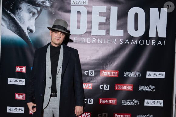 Exclusif - Alain-Fabien Delon au photocall de la soirée Ciné-concert symphonique "Alain Delon, le dernier Samouraï" au Palais des congrès à Paris le 8 novembre 2024 le jour de son anniversaire. © Jacovides / Moreau / Bestimage 