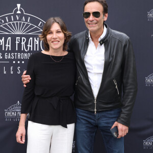 Exclusif - Mathilde Seigner, Anthony Delon - Photocall de la 3ème édition du Festival du Cinéma Français et de la Gastronomie d'Aix-les-Bains. Le 8 juin 2024 © Denis Guignebourg / Bestimage 