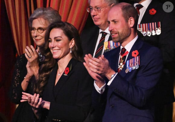 Le prince William, prince de Galles, Catherine Kate Middleton, princesse de Galles - La famille royale du Royaume Uni assiste au Festival du souvenir (Festival of Remembrance) au Royal Albert Hall, Londres le 9 novembre 2024. © Chris Ratcliffe / Pool / Julien Burton via Bestimage 