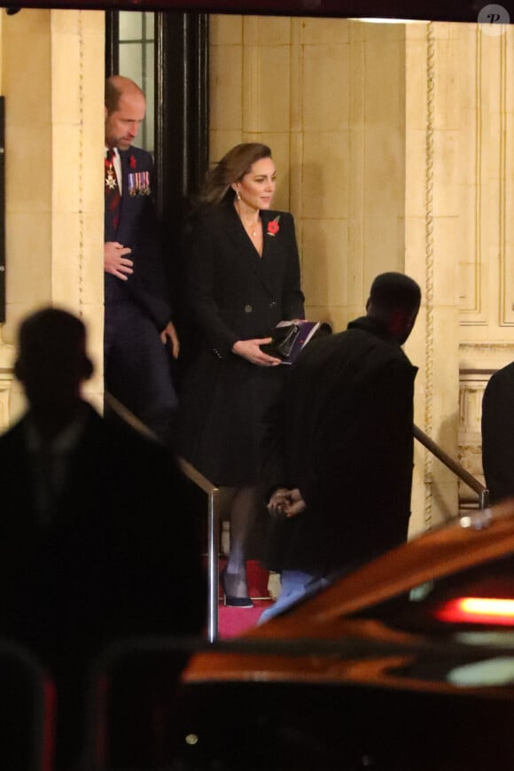 Le prince William, prince de Galles, Catherine Kate Middleton, princesse de Galles à la sortie du Festival du souvenir (Festival of Remembrance) au Royal Albert Hall, Londres le 9 novembre 2024