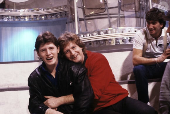 Archives - No Web - En France, à Paris, Patrick SEBASTIEN et son fils Sébastien BOUTOT, 17 ans, lors d'un enregistrement de l'émission FARANDOLE. Décembre 1987 © Alain Canu via Bestimage  