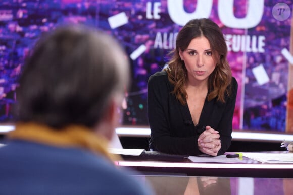 Exclusif - Alice Darfeuille au talk-show de BFMTV, "Le 90 minutes", le 26 février 2024 à Paris, France. Photo de Jérôme Domine/ABACAPRESS.COM