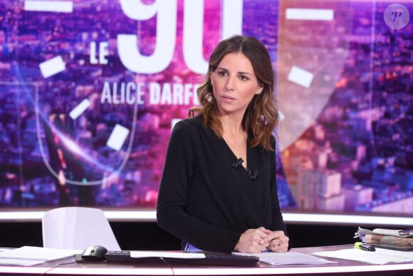 Exclusif - Alice Darfeuille au talk-show de BFMTV, "Le 90 minutes", le 26 février 2024 à Paris, France. Photo de Jérôme Domine/ABACAPRESS.COM