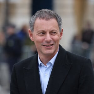 Marc-Olivier Fogiel - Hommage national à Robert Badinter devant le ministère de la Justice sur la place Vendôme à Paris.