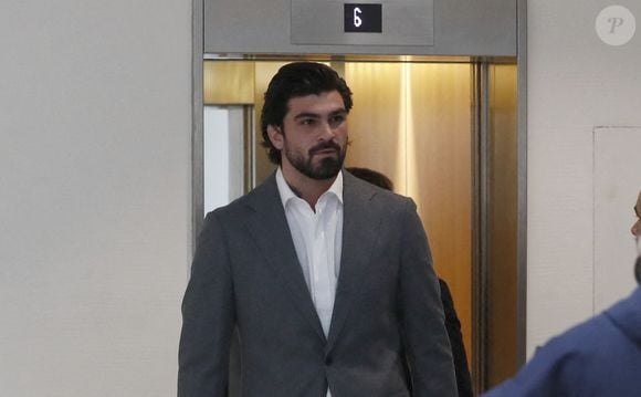 Son ex-compagnon Bruno Pelat a été condamné pour violences conjugales
Procès de Bruno Pelat, ex-compagnon d'Iris Mittenaere, jugé en comparution immédiate pour violences conjugales devant le tribunal de Paris, le 6 novembre 2024. Initialement prévu le 27 septembre 2024, le procès a été reporté à la demande de l'ancienne Miss France, désireuse d'être présente à l'audience. Or, elle n'était pas "en capacité psychologique de venir à l'audience" à cette date-là, selon son avocate. © Christophe Clovis / Bestimage