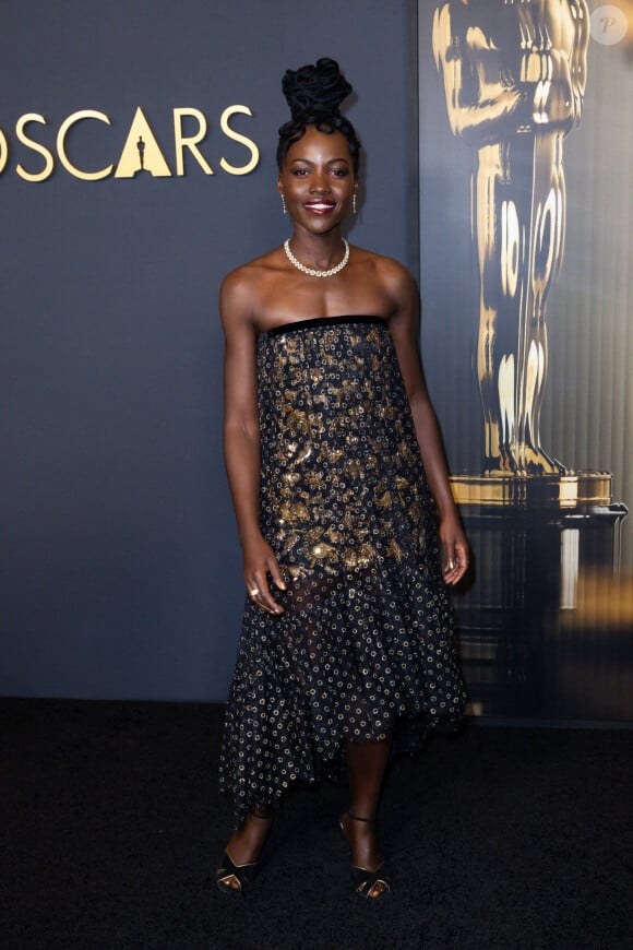 Lupita Nyong'o lors de la cérémonie des Governors Awards à Los Angeles © Elyse Jankowski/SPUS/ABACAPRESS.COM