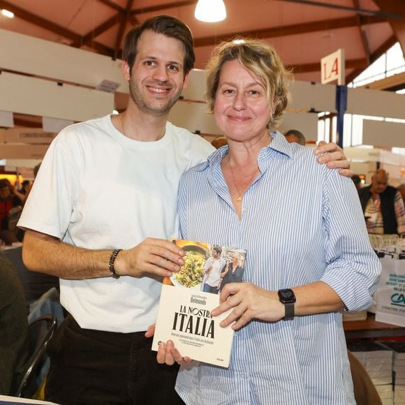 Alessandro et Luana Belmondo, à la Halle Georges Brassens de Brive-la-Gaillarde, le 8 novembre 2024. Foire du Livre de Brive 2024. © Jean-Marc Lhomer / Bestimage