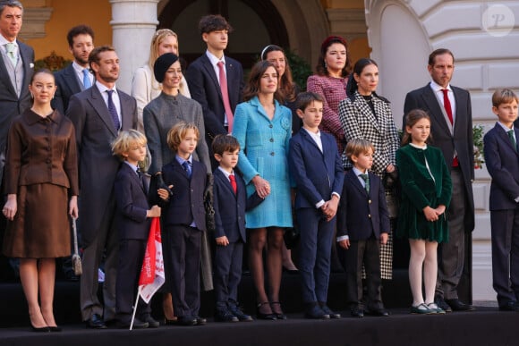 la princesse Alexandra de Hanovre, Pierre Casiraghi, Beatrice Borromeo, Charlotte Casiraghi, Tatiana Santo Domingo, Andrea casiraghi dans la cour du palais princier le jour de la fête nationale de Monaco le 19 novembre 2024. © Jean-Charles Vinaj / Pool Monaco / Bestimage 