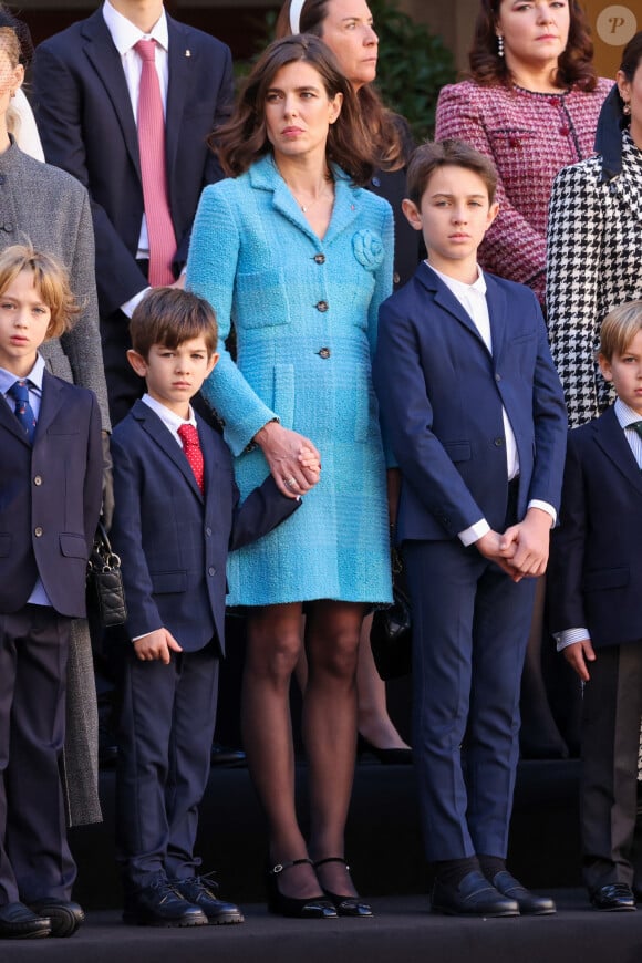 Charlotte Casiraghi, Raphaël Elmaleh et Balthazar Rassam dans la cour du palais princier le jour de la fête nationale de Monaco le 19 novembre 2024. © Jean-Charles Vinaj / Pool Monaco / Bestimage 