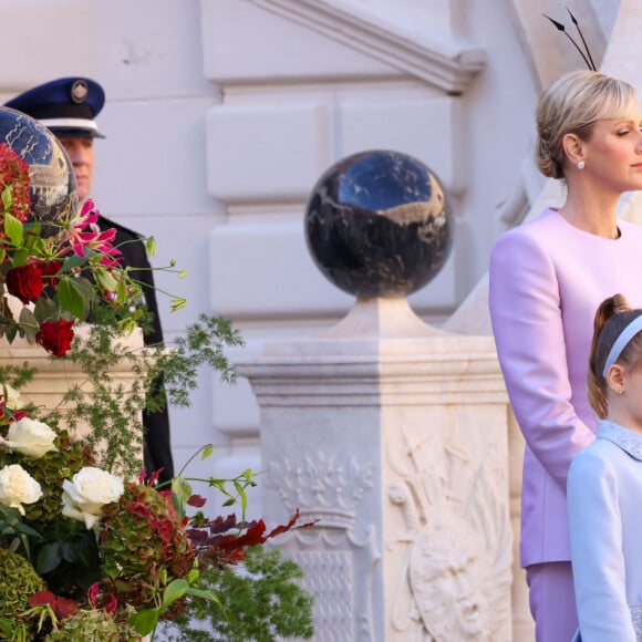 la princesse Charlene de Monaco, la princesse Stéphanie de Monaco, le prince héritier Jacques, la princesse Gabriella dans la cour du palais princier le jour de la fête nationale de Monaco le 19 novembre 2024. © Jean-Charles Vinaj / Pool Monaco / Bestimage 