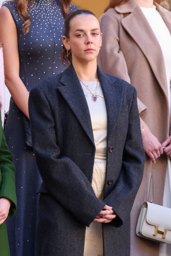 Pauline Ducruet dans la cour du palais princier le jour de la fête nationale de Monaco le 19 novembre 2024. © Jean-Charles Vinaj / Pool Monaco / Bestimage 