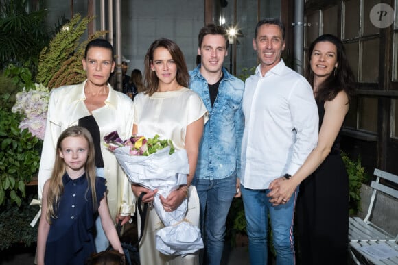 La princesse Stephanie de Monaco, Pauline Ducruet, Louis Ducruet, Daniel Ducruet avec sa femme Kelly-Marie Lancien et leur fille Linoué - Défilé Alter Designs mode homme printemps-été 2020, le premier défilé de Pauline Ducruet dans le cadre de la Fashion Week de Paris à la Cartonnerie à Paris le 18 juin 2019. © Cyril Moreau/Bestimage 