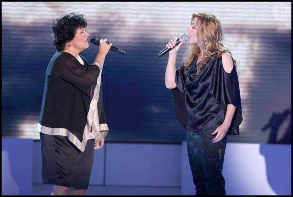 Exclusif - Maurane et Lara Fabian lors de l'émission "Chansons d'Amour pour plus de vie" en direct sur France 3 le 5 octobre 2009 © Guillaume Gaffiot / Bestimage