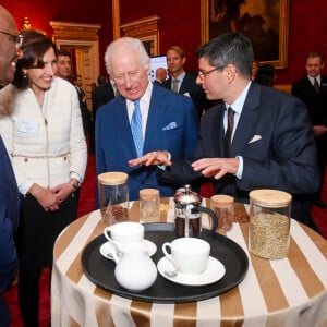 Photo Must Be Credited ©Alpha Press 21/11/2024 Le roi Charles III se joint à des scientifiques, des entreprises et des dirigeants autochtones pour célébrer le lancement de l'Alliance pour la bioéconomie circulaire au palais St James à Londres. Pas de droits britanniques avant 28 jours à compter de la date de prise de vue