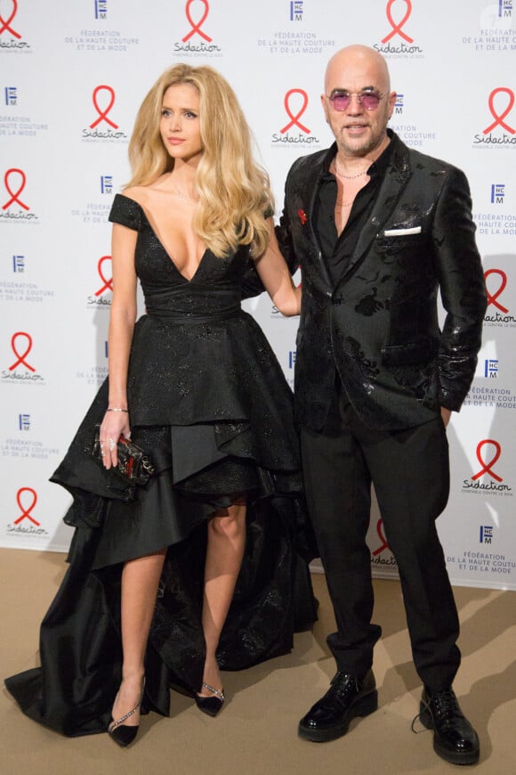 Julie Hantson et Pascal Obispo assistent au 18ème dîner de la mode pour l'association AIDS Sidaction au Pavillon Cambon à Paris le 23 janvier 2020. Photo par Nasser Berzane/ABACAPRESS.COM