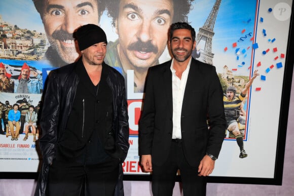 Pascal Obispo et Ary Abittan assistent à l'avant-première de 'Vive la France' au cinéma UGC Bercy à Paris, France, le 19 février 2013. Photo par Jerome Domine/ABACAPRESS.COM