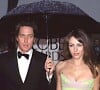 La star des rom com des années 1990 et 2000 mène une vie plus rangée, loin des scandales comme celui qu'il a connu alors qu'il était en couple avec Elizabeth Hurley.
Hugh Grant et Elizabeth Hurley (archive)