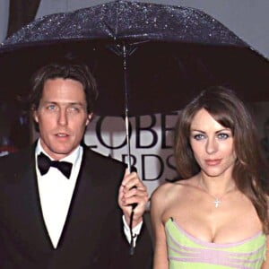 La star des rom com des années 1990 et 2000 mène une vie plus rangée, loin des scandales comme celui qu'il a connu alors qu'il était en couple avec Elizabeth Hurley.
Hugh Grant et Elizabeth Hurley (archive)